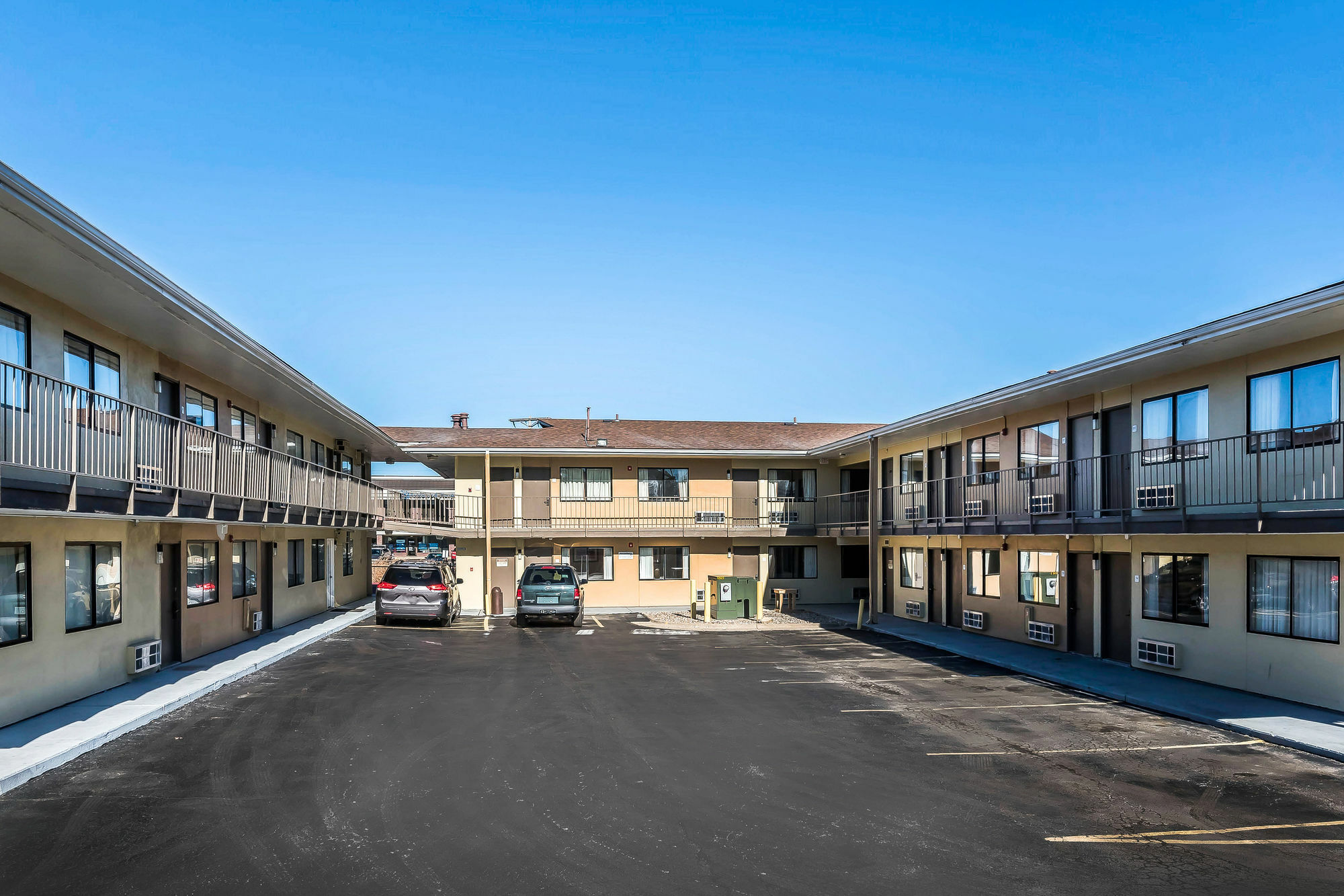 Rodeway Inn & Suites Columbia Exterior foto