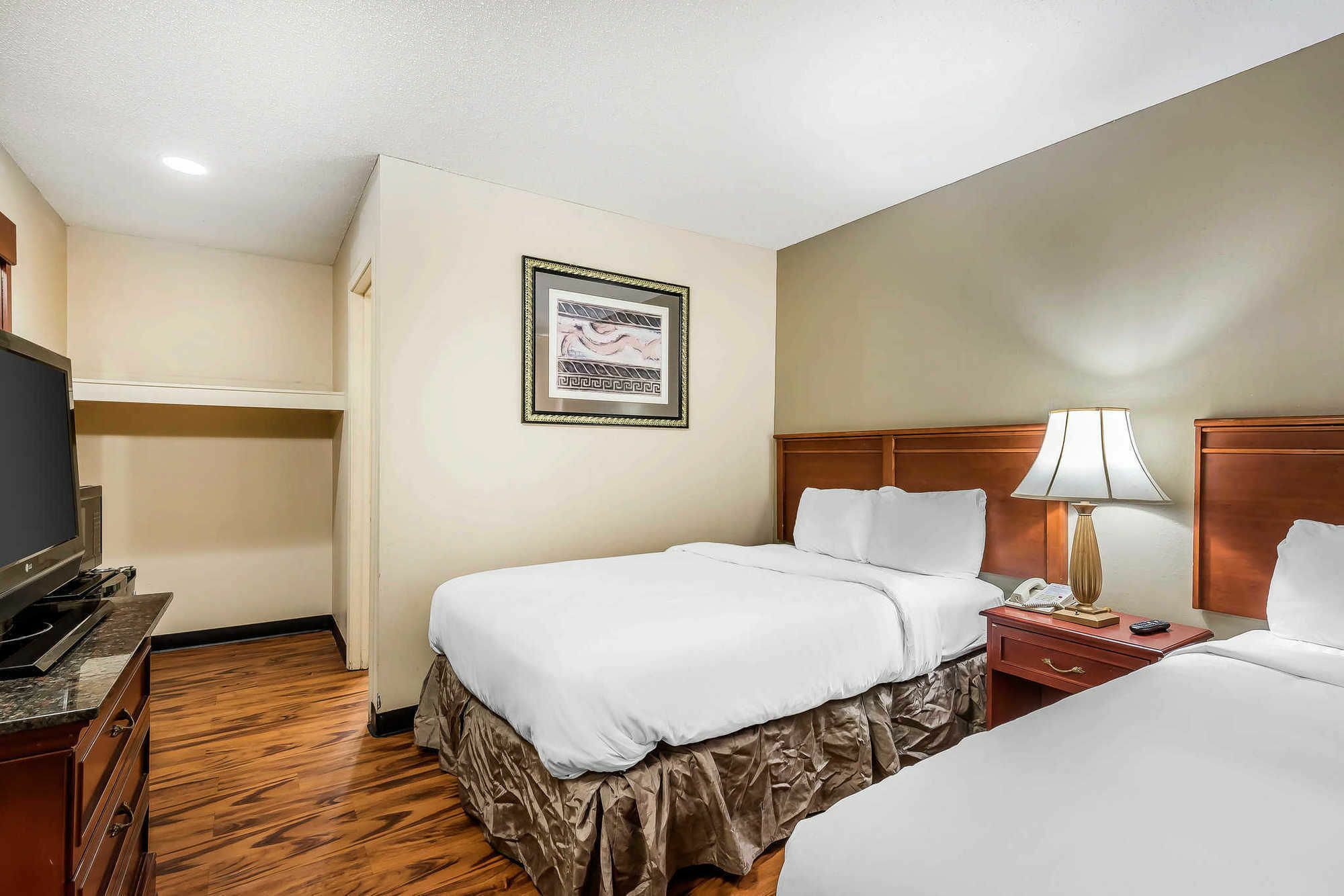 Rodeway Inn & Suites Columbia Exterior foto